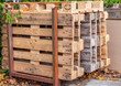© Animaflora PicsStock - Holzpaletten für die logistische Lagerung