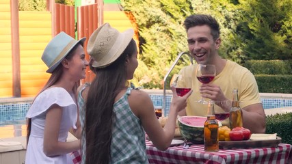 Poster - Happy friends with drinks having fun at barbecue party outdoors. Picnic time