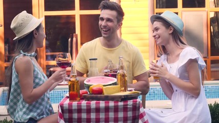 Poster - Happy friends with drinks having fun at barbecue party outdoors. Picnic time