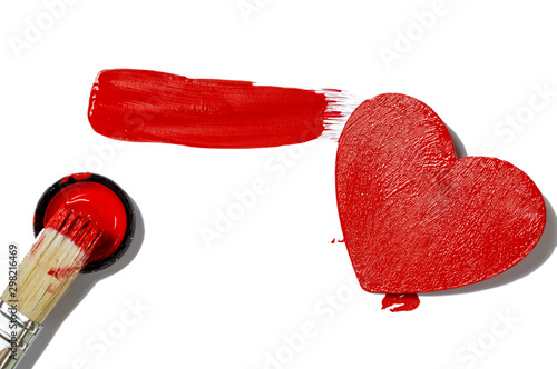 Heart Brush In Red Paint A Smear Of Red Paint On The Left On A White Background Red Heart Mocap Space For Text Kaufen Sie Dieses Foto Und Finden Sie Ahnliche