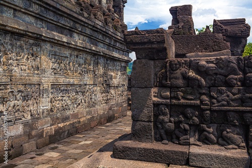 インドネシア ボロブドゥール寺院遺跡群 13 Stock Photo Adobe Stock インドネシア ボロブドゥール寺院遺跡群 13 Stock Photo Adobe Stock