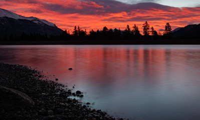 Wall Mural - sunrise in canada