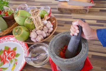 Canvas Print - mortar and pestle with spices