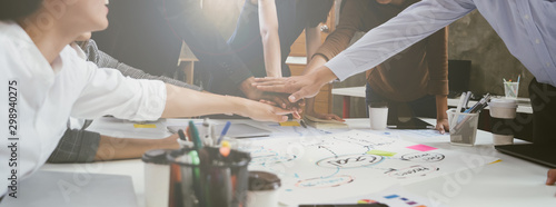 Cuadros en Lienzo Group of team creative business people join hands partnership teamwork concept