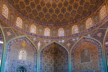 Wall Mural - Mosque Cheikh Lotfallah of Isfahan - Iran