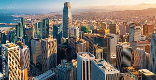 Cuadros en Lienzo Downtown San Francisco aerial view of skyscrapers