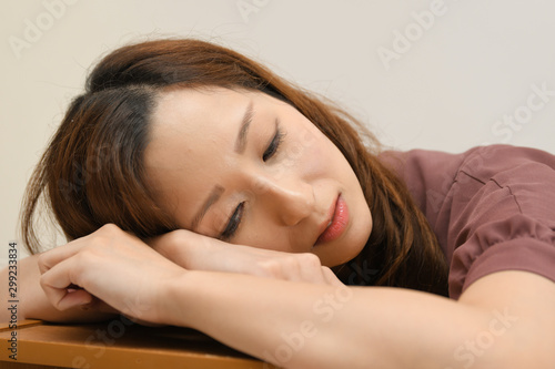 机に伏せる女性 Buy This Stock Photo And Explore Similar Images At Adobe Stock Adobe Stock 机に伏せる女性 Buy This Stock Photo And Explore Similar Images At Adobe Stock Adobe Stock