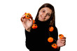 © Michał Magiera - Dziewczyna trzymająca dynie. Halloween.