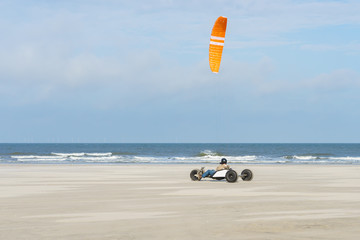 Kitebuggy am Strand