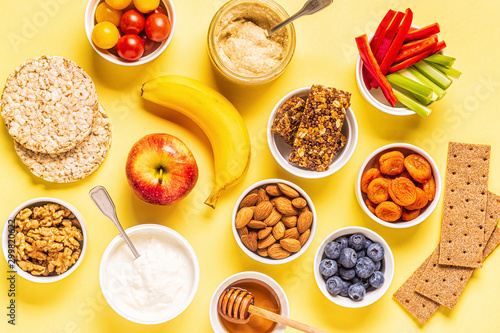 Fotomural Healthy snack concept, top view.