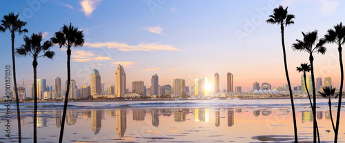 Cuadros en Lienzo Downtown San Diego skyline in California, USA