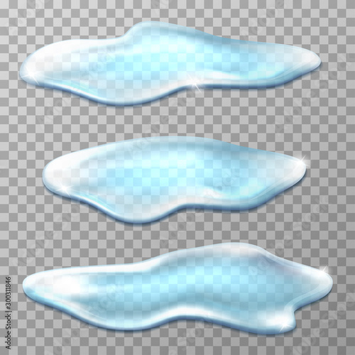 Fotografía Realistic vector transparent water puddle isolated on a transparent background