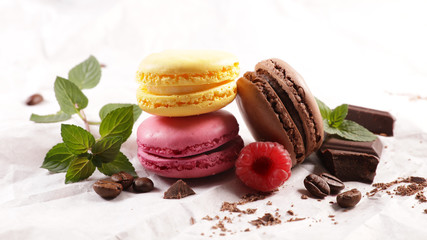 Wall Mural - colorful french macaroon with raspberry and chocolate