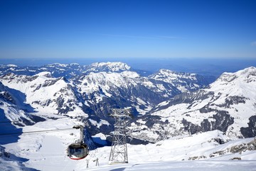 Wall Mural - Titlis Rotair cable car