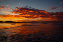 Beach In Nelson During A Breathtaking Sunset On Tahunanui Beach At Nelson, New Zealand