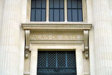 Wall Mural - Palais de Justice.