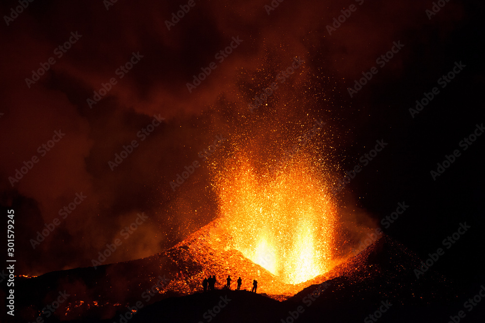 On 20 March 2010, an eruption of the Eyjafjallajökull volcano began in Fimmvörðuháls following months of small earthquakes under the Eyjafjallajökull glacier. - obrazy, fototapety, plakaty 