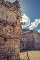 Wall Mural - Mexico, Chichen Itzá, Yucatán. Ruins of the living yard, possibly belonged to the royal family