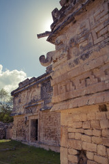 Wall Mural - Mexico, Chichen Itzá, Yucatán. Ruins of the living yard, possibly belonged to the royal family