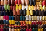 Fototapeta Tulipany - colorful shoes for sale at the market, Fez, Morocco