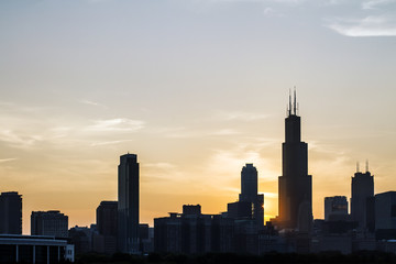 Wall Mural - Chicago skyline at dusk