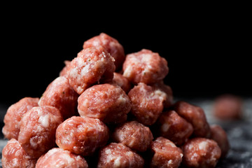 Canvas Print - pile of raw meatballs