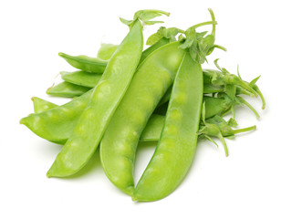 Wall Mural - Snow peas isolated on white background