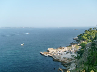 Canvas Print - Scenic view of the beach from top of Ile Sainte-Marguerite Island. French riviera, Cannes, France