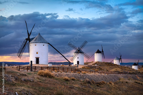 Cuadros en Lienzo Windmills of Consuegra on sunset, Castilla-La Mancha, Spain