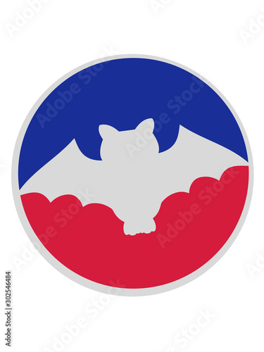 Rot Blau Logo Rund Susse Kleine Fledermaus Hangt Von Oben Runter Baum Vampir Decke Uberkopf Niedlich Clipart Comic Cartoon Design Cool Flughund Baby Kind Buy This Stock Illustration And Explore Similar