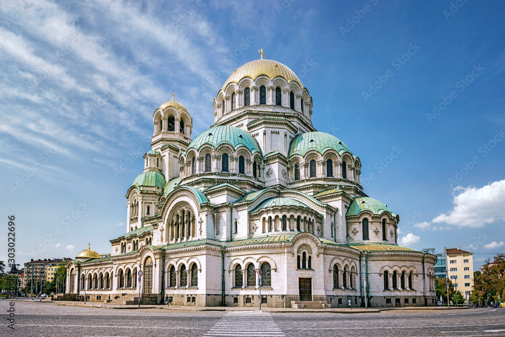 Obraz na płótnie The Alexander Nevsky Cathedral in the downtown of Sofia, Bulgaria w salonie
