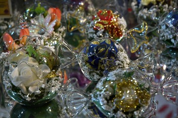 Wall Mural - Painted Christmas balls in a Christmas market in the center of Florence, Italy.