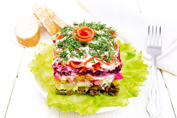 Poster - Salad with beef and vegetables on light wooden board