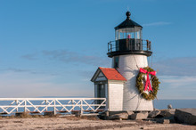 Brand Point Lighthouse, Located On Nantucket Island In Massachusetts, Decorated For The Holidays With A Christmas Wreath And Crossed Oars.