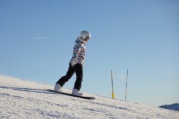 Sticker - Snowboarder coming down the slope