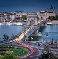 Wall Mural - View on the famous Chain Bridge, Budapest in sunset.