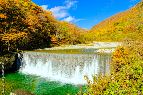 秋の湯檜曽川と滝 Stock Photo Adobe Stock 秋の湯檜曽川と滝 Stock Photo Adobe Stock