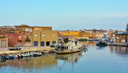 Wall Mural - boats in the mazaro river, mazara del vallo sicily