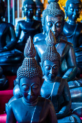 Canvas Print - Black Buddha statue in Phra Nang Din temple