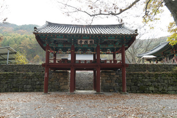 Wall Mural - Ssanggyesa Buddhist Temple of South Korea