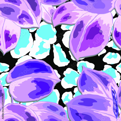 Seamless pattern with tropical leaves on leopard spots. Beautiful allover pri...