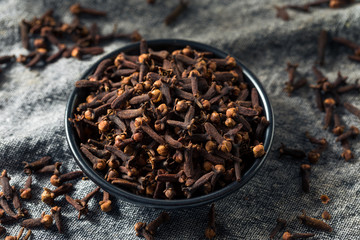 Dry Organic Clove Spice