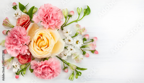 Fotomural Festive floral composition.