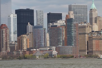  view of New York City skyline 