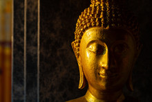 Thai Buddha Status