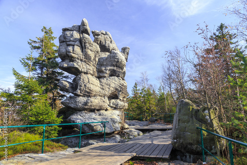 Obrazy Stołowe Góry  rock-formations-at-szczeliniec-wielki-in-the-table-mountains-national-park-lower-silesia