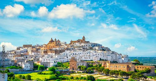 Fotografía Ostuni white town skyline at sunset, Brindisi, Apulia, Italy.