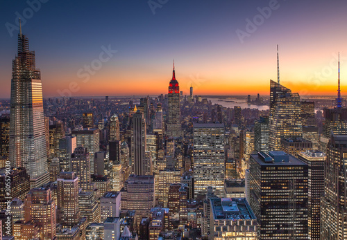 Fotomural New York City Manhattan midtown buildings skyline evening sunset