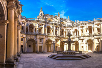 Canvas Print - Medieval Templar castle in Tomar