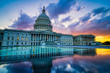 Fototapeta Big Ben - Dramatic sunset over the US capitol in Washington DC